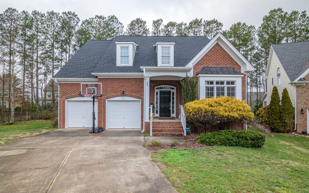 Foreclosed homes for sale in Hawkes, ON